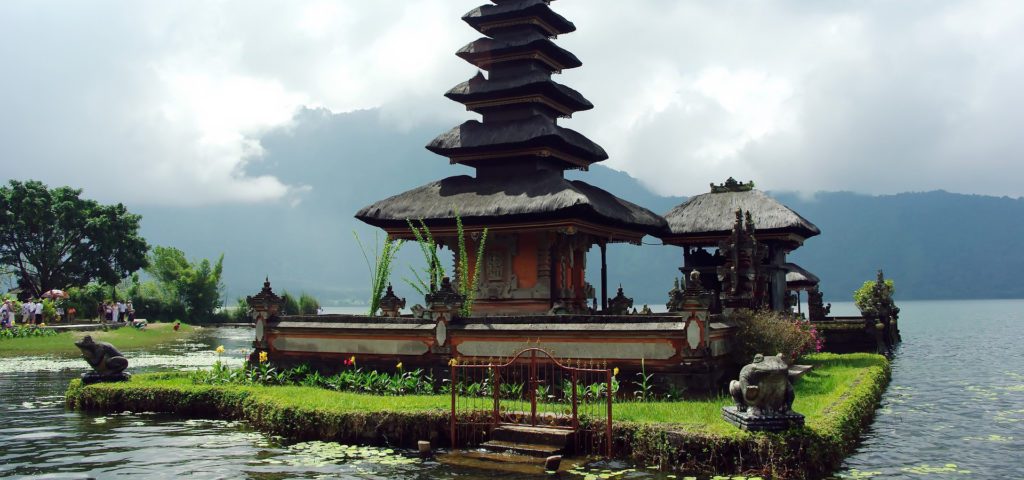 Travel Lombok Terbaik
