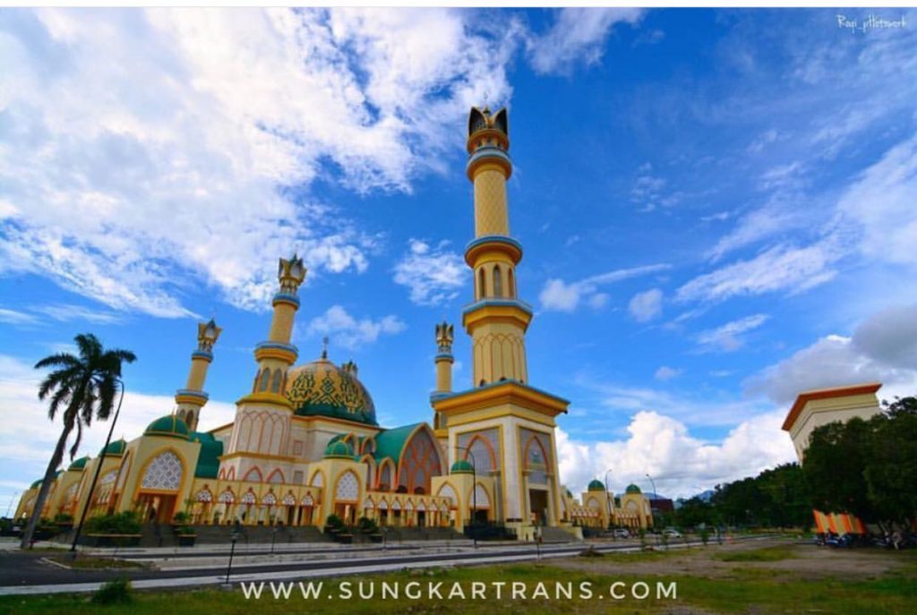 Paket Wisata Kota Mataram dan Wisata Kuliner 2 Hari 1 Malam – Sungkartrans.com | Paket Wisata Lombok