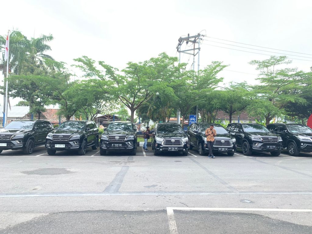 Tempat Rental Mobil Lombok